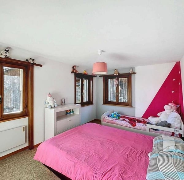 Villars-le-Grand – Maison de village avec jardin et grange à transformer 6