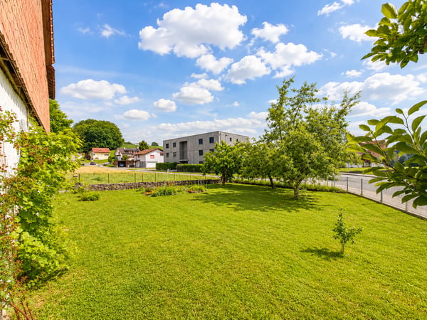Ferme de caractère avec 3 logements indépendants sur 2'998 m² de terrain 3