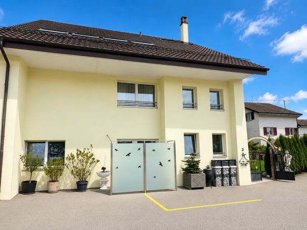 Propriété de caractère composée de 3 appartements – 393 m² habitables à Romont 3