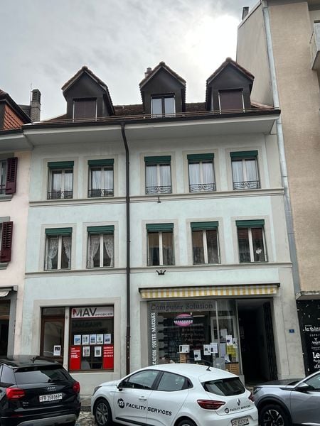 À louer – Charmant appartement de 3.5 pièces sous les combles à Romont 1