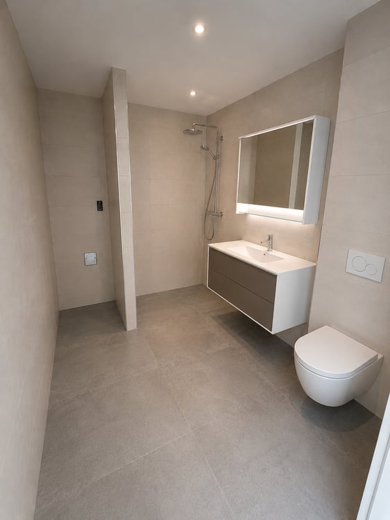 Appartement neuf de 4.5 pièces au 1er étage avec balcon – Idéal pour habiter ou investir 3