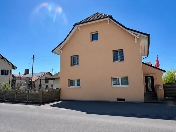 À vendre – Charmante maison individuelle rénovée à Chénens 1
