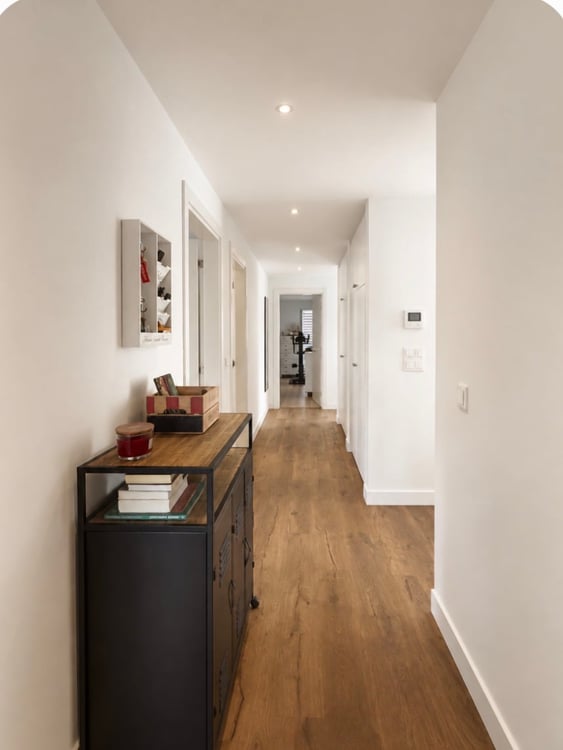 SUPERBE 4.5 PIÈCES AVEC GRAND BALCON + STUDIO INDÉPENDANT EN OPTION À ROSSENS (FR) 3