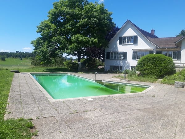 Mehr-Generationen-Villa mit viel Platz und grossem Umschwung! 6