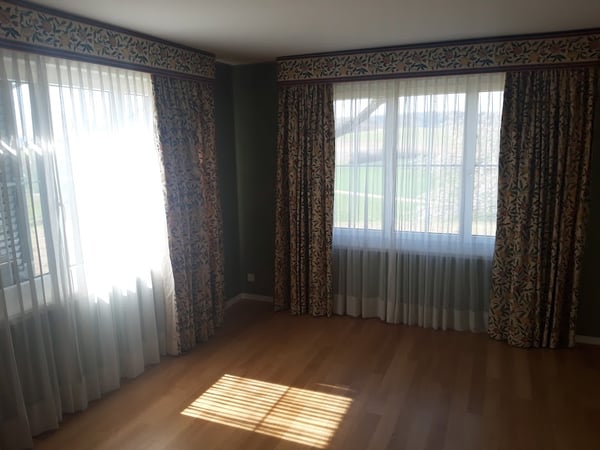 Mehr-Generationen-Villa mit viel Platz und grossem Umschwung! 10