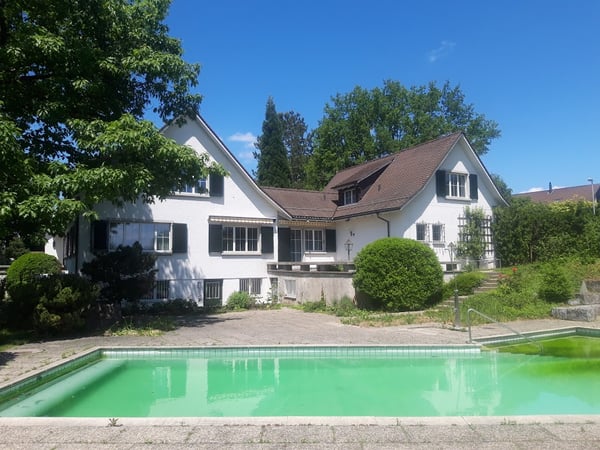 Mehr-Generationen-Villa mit viel Platz und grossem Umschwung! 3