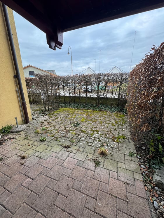 Erdgeschoss-Wohnung mit Sitzplatz 7