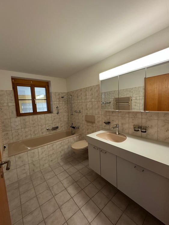 Erdgeschoss-Wohnung mit Sitzplatz 5