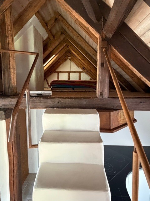Stilvolle Loftwohnung mit Galerie und Retro-Charme 6