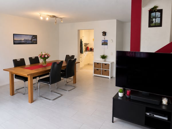 6.5-Zimmer-Reiheneinfamilienhaus in familiärem Quartier 3