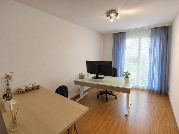 6.5-Zimmer-Reiheneinfamilienhaus in familiärem Quartier 8