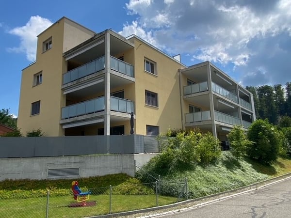 Moderne Wohnung mit zwei grossen Dachterrassen 1
