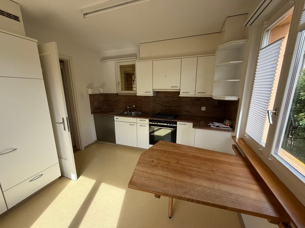 Charmantes 5-Zimmer-Einfamilienhaus mit Garten 2