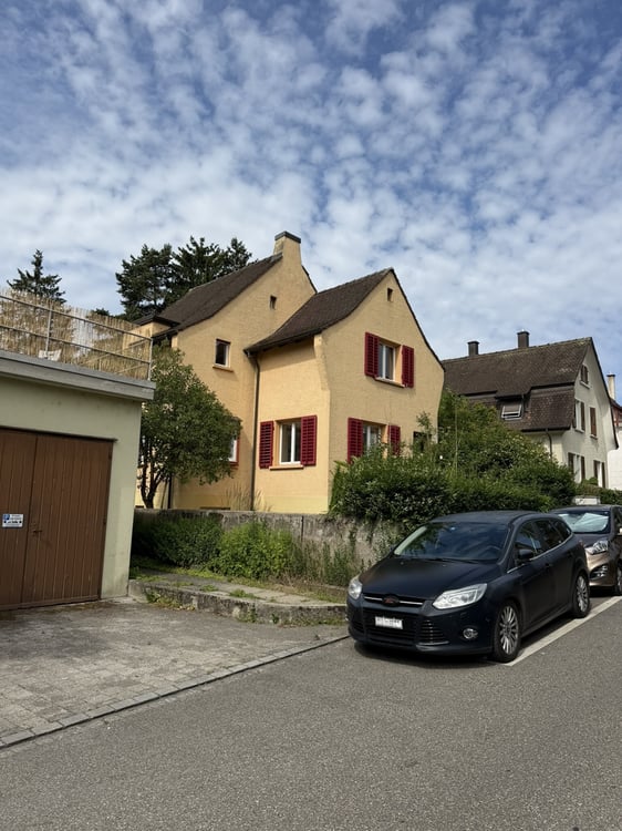 Charmantes 5-Zimmer-Einfamilienhaus mit Garten