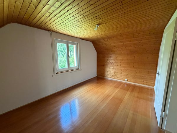Charmantes 5-Zimmer-Einfamilienhaus mit Garten 7