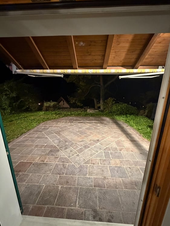 Alleinstehendes Einfamilienhaus mit gepflegtem, grossem Garten 11