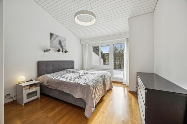 Familienfreundliches 1.5-Zimmer-Einfamilienhaus in Bonstetten 6