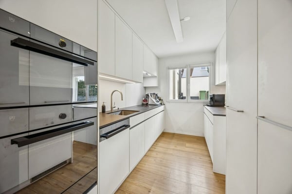 Familienfreundliches 1.5-Zimmer-Einfamilienhaus in Bonstetten 4