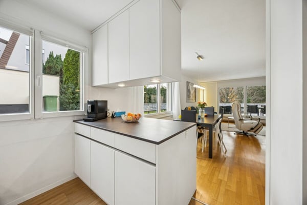 Familienfreundliches 1.5-Zimmer-Einfamilienhaus in Bonstetten 3