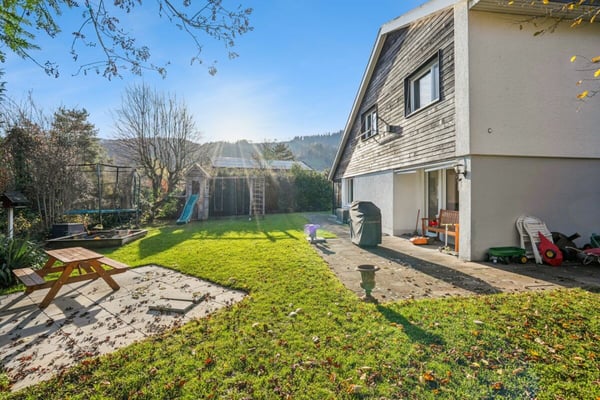 Freistehendes 1.5-Zimmer-Einfamilienhaus mit Garten 1