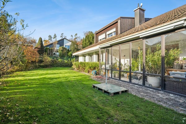 Freistehendes 1.5-Zimmer-Einfamilienhaus mit Garten 10