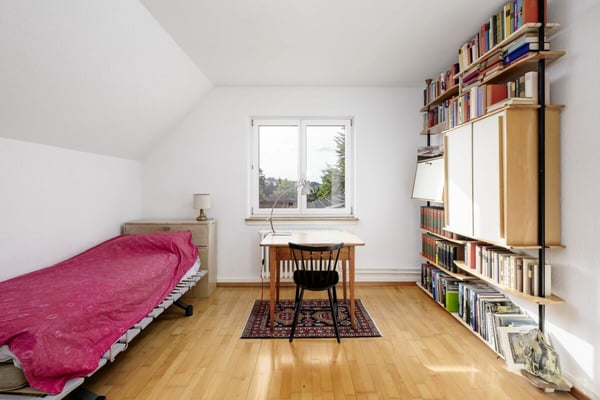 Charmante 2.5-Zimmerwohnung - Ihre Wohlfühloase im Kreis 9 2