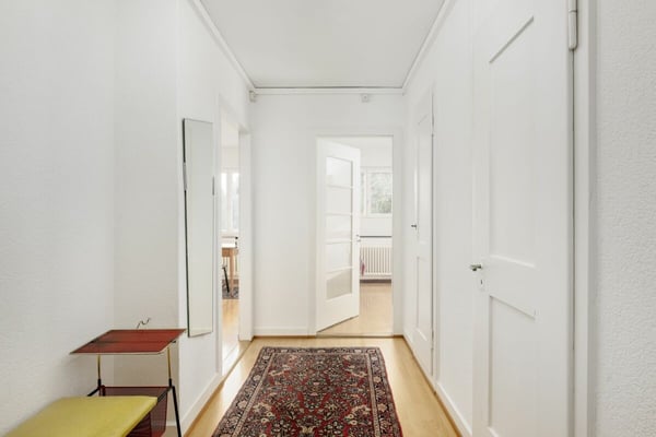 Charmante 2.5-Zimmerwohnung - Ihre Wohlfühloase im Kreis 9 1