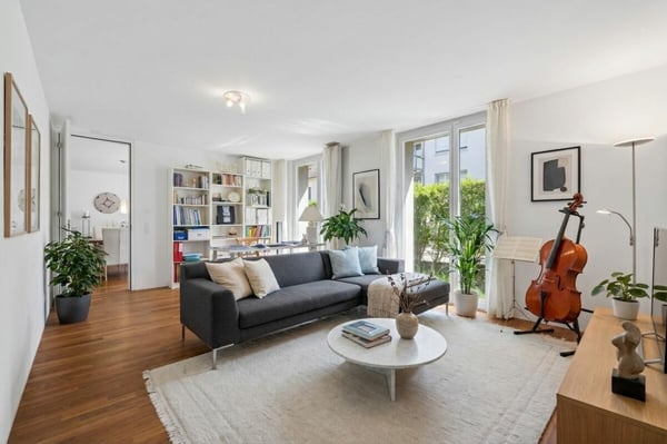 Grosszügige 4.5-Zimmer-Gartenwohnung in zentrumsnähe in Höngg 7