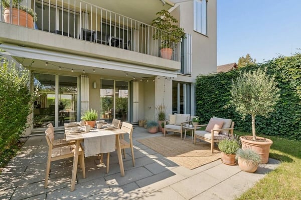 Grosszügige 4.5-Zimmer-Gartenwohnung in zentrumsnähe in Höngg 5