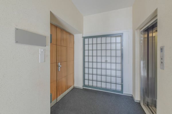 Helle Büroflächen zu vermieten, im zentralsten Kreis der Stadt Zürich 9