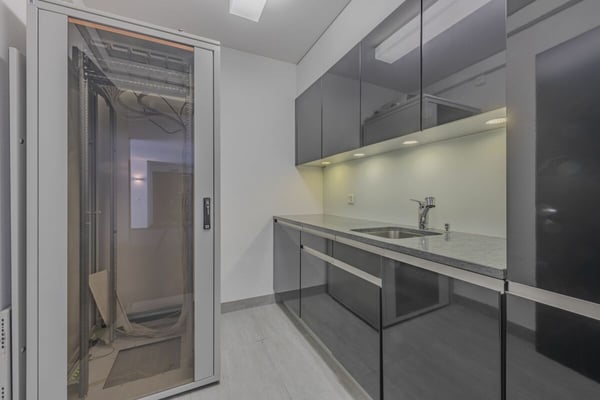 Helle Büroflächen zu vermieten, im zentralsten Kreis der Stadt Zürich 6