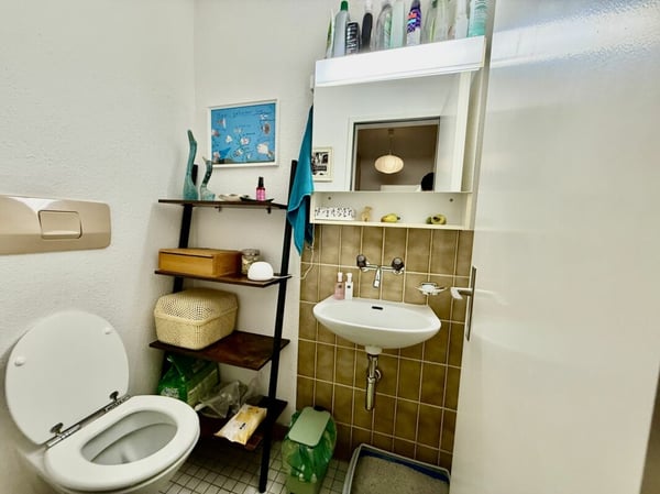 Zentral gelegene 3.5-Zimmer-Wohnung in Albisrieden mit eigenem Gartensitzplatz 9