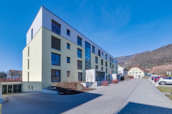 Ihr neuer Einstellhallenplatz 12