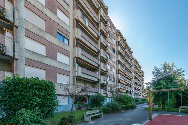 Places de parc intérieures pour véhicule électrique 3