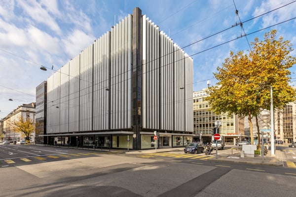 Place de parc en centre-ville 6