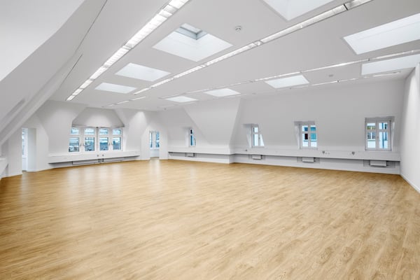 Zentrale Räumlichkeiten in charaktervoller Liegenschaft 2