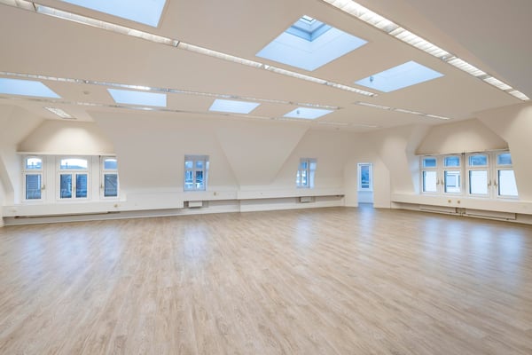 Zentrale Räumlichkeiten in charaktervoller Liegenschaft 3