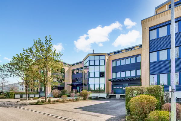 Praxis-/Büro-/Gewerberäumlichkeiten 1