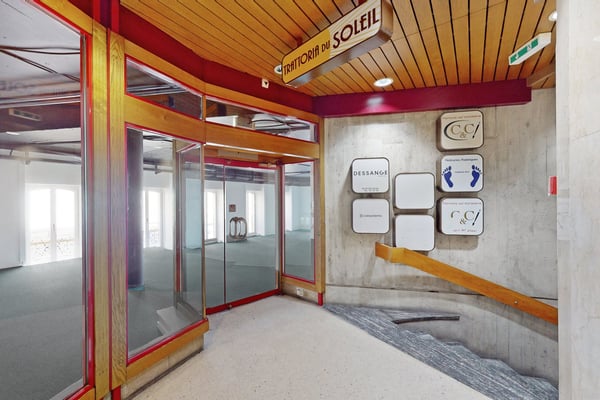 Surface bureau entièrement rénovée au coeur de Neuchâtel 3