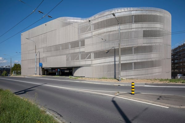 Plaines-du-Loup - Place de parc intérieure à louer ! 5