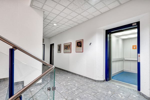 Räumlichkeiten mit viel Potenzial! 7