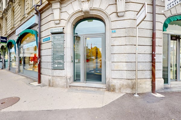 Belle surface lumineuse en plein centre de Fribourg 2