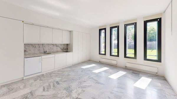 Scopri il nostro spazio commerciale con il tour virtuale a 313° 2