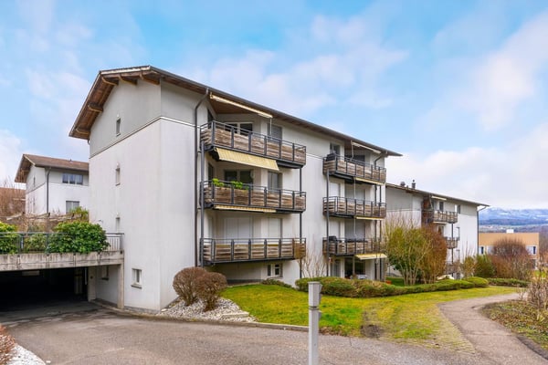 A louer place de parc intérieure 15