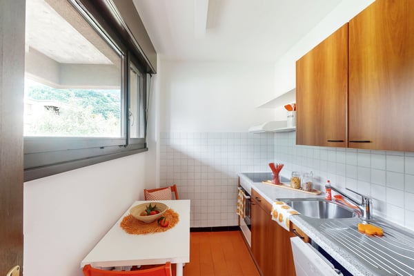 Luminoso 1.5 locali con balcone, piscina e campi da tennis 7