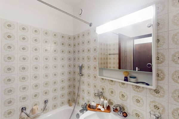 Luminoso 1.5 locali con balcone, piscina e campi da tennis 8