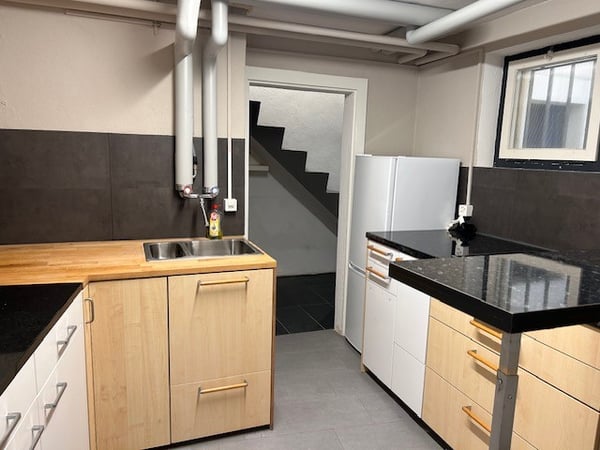 Gewerberaum zu vermieten 4