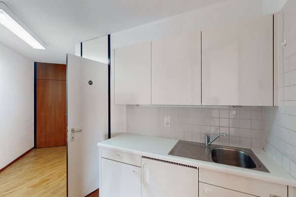 Spazio ufficio di prestigio a Mendrisio  170 m² funzionali e luminosi 13