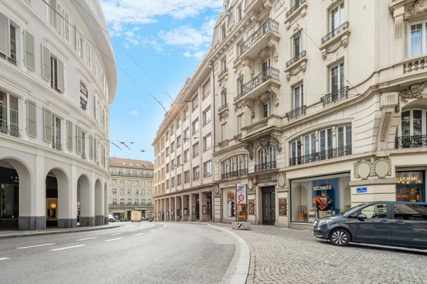 Vitrines publicitaire au coeur de Lausanne 5