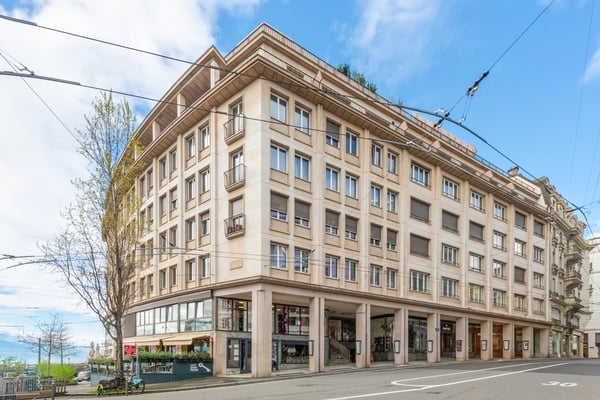 Vitrines publicitaire au coeur de Lausanne 3